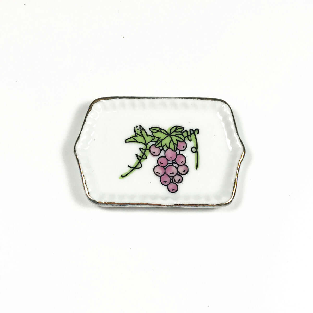 Ceramic plate with grape design, part of Miniature Kitchen Accessories, fashion minimalist style, size 5-6cm.